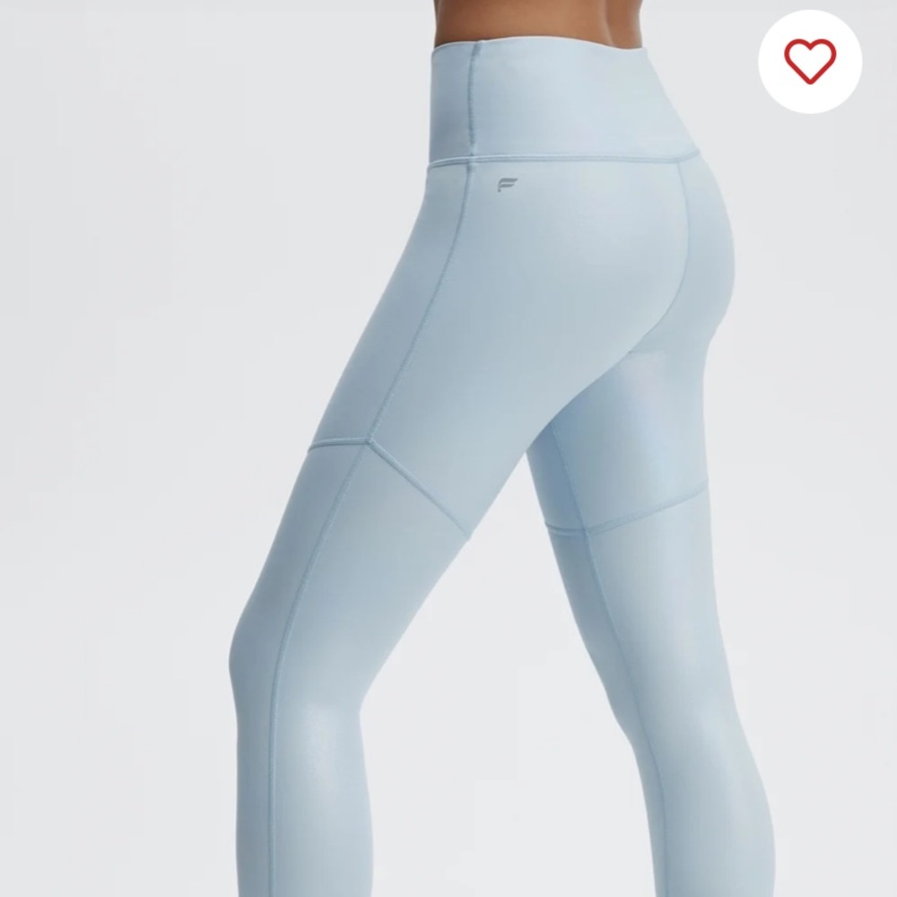 Fabletics High-Waisted Iridescent Luxe 7/8 Legging - Medium